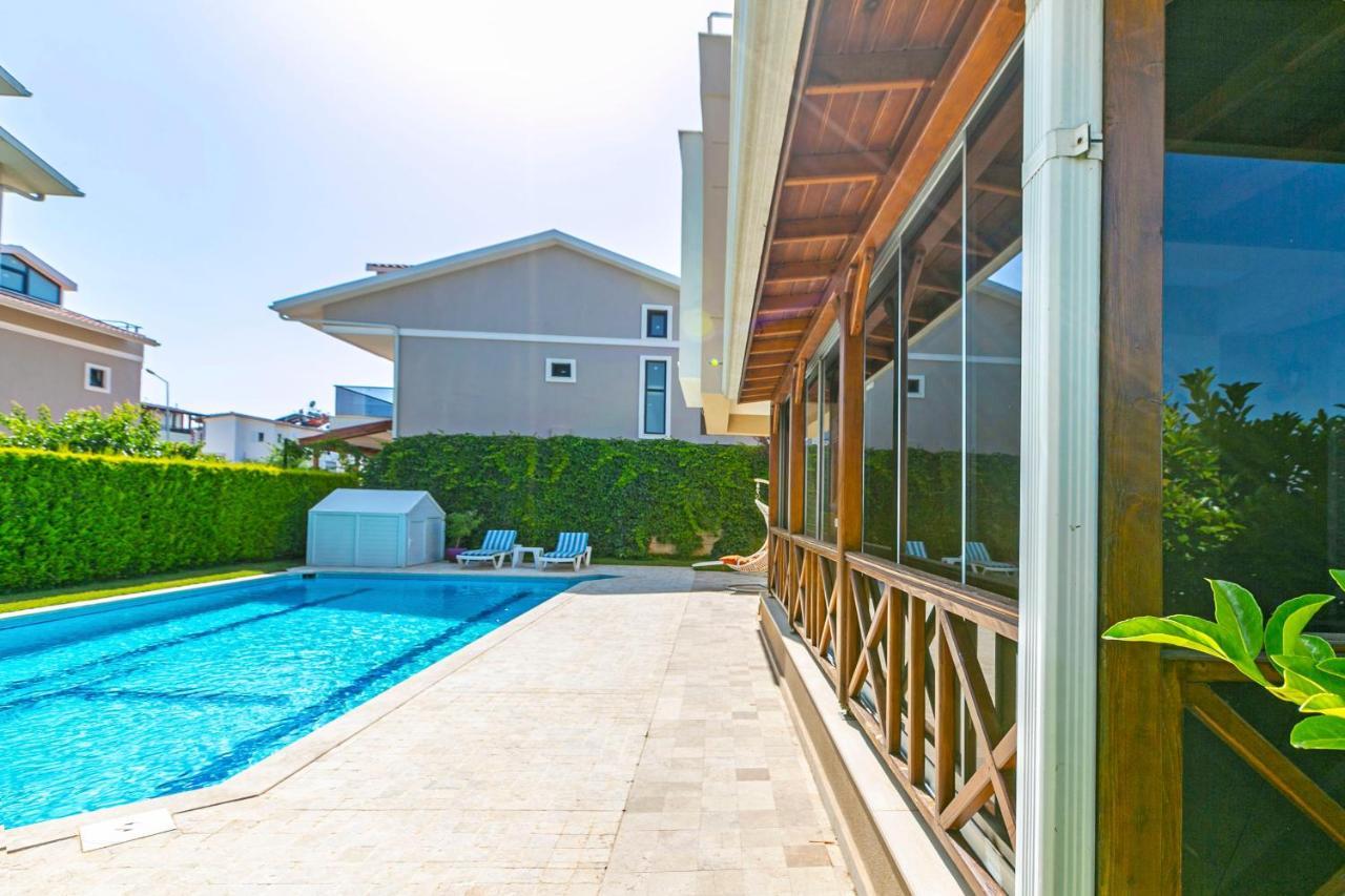 Paradise Town Villa Beltania เบเลก ภายนอก รูปภาพ