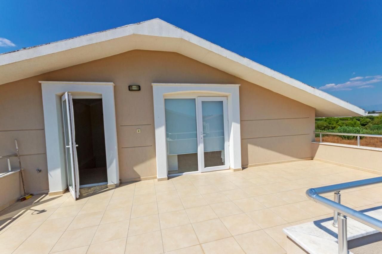 Paradise Town Villa Beltania เบเลก ภายนอก รูปภาพ